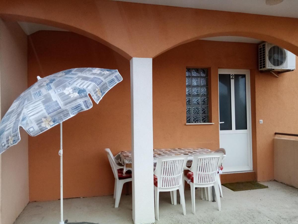 Apartments Vanja Skara Biograd Biograd Na Moru Dış mekan fotoğraf